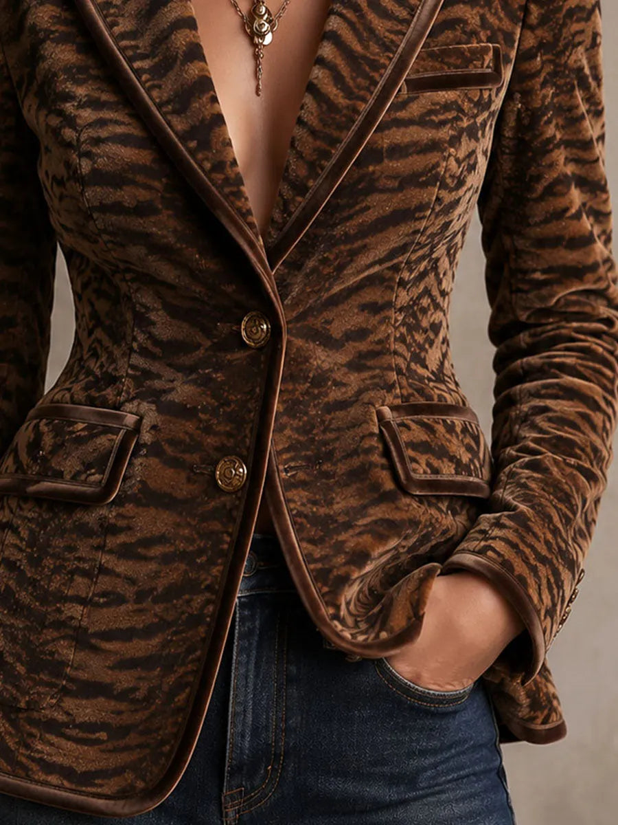 Blazer That Flatters – Vintage & velvet