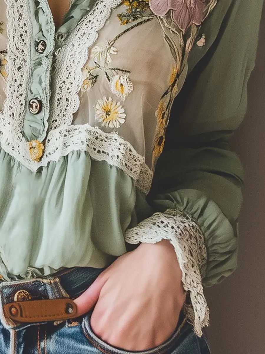 Shirt That Flatters – Vintage & lace