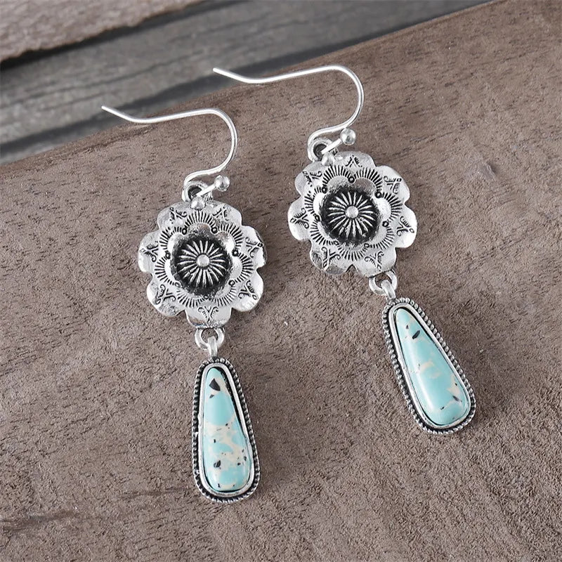 Fashionable Pendant Earrings
