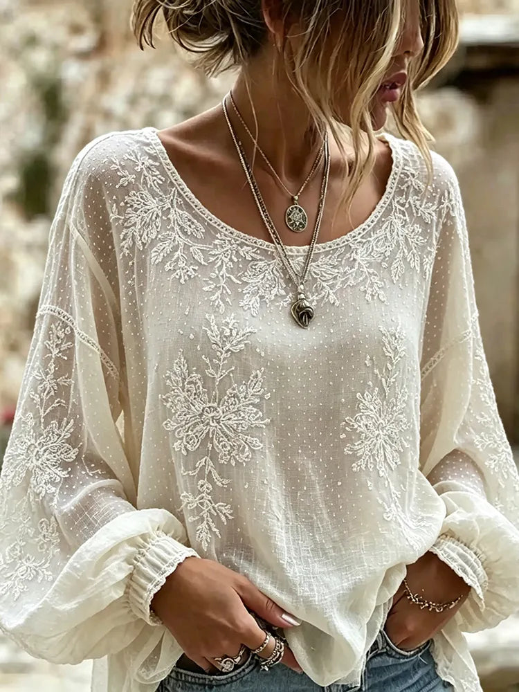 Retro Top for Every Day – Budget-Friendly