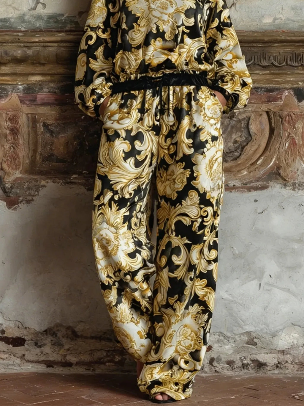 Floral Loungewear Set in Baroque Print – Relaxed Fit, Smart Price