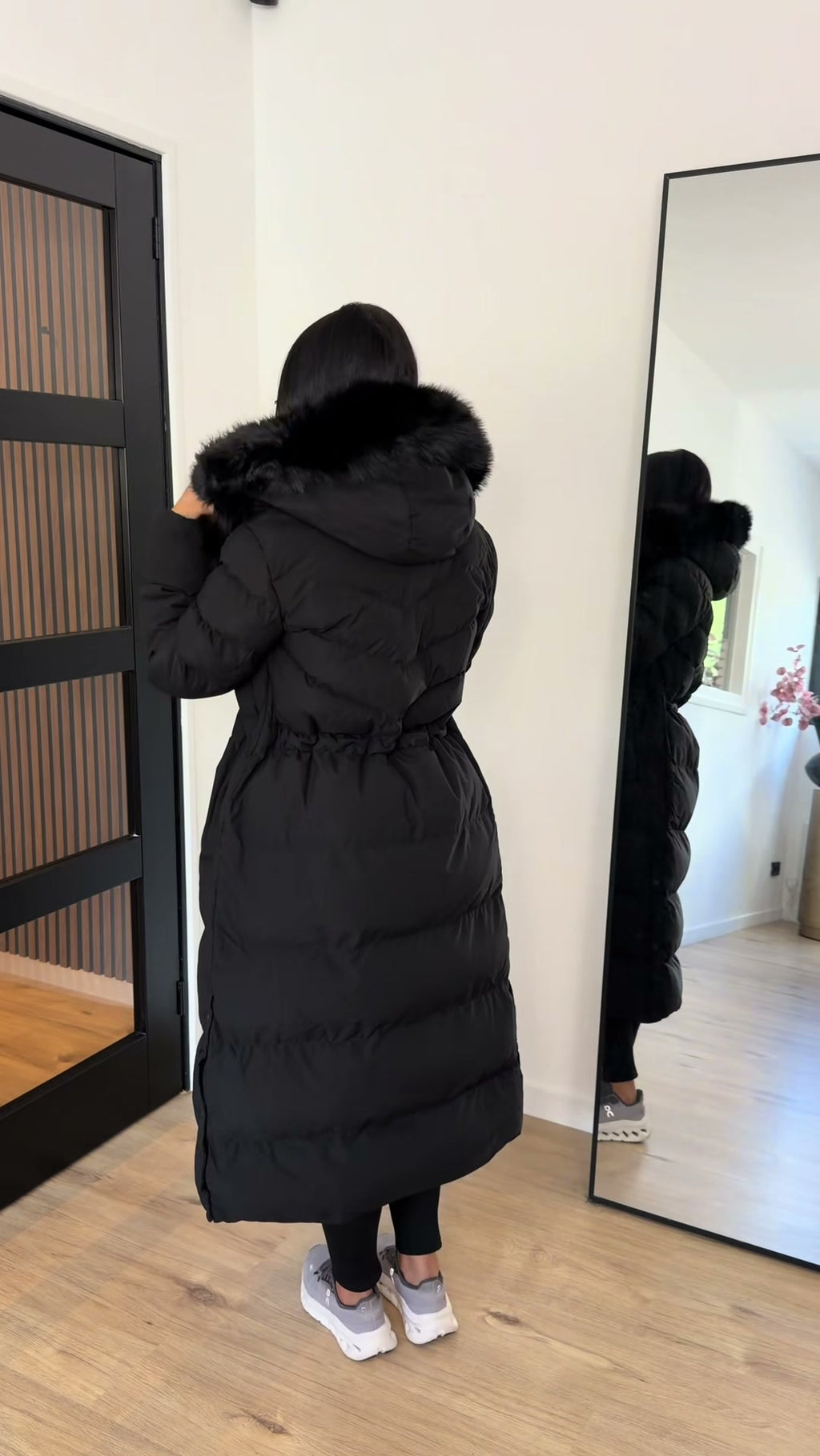 black-long-puffer-coat-faux-fur-hood-maxi-winter-coat
