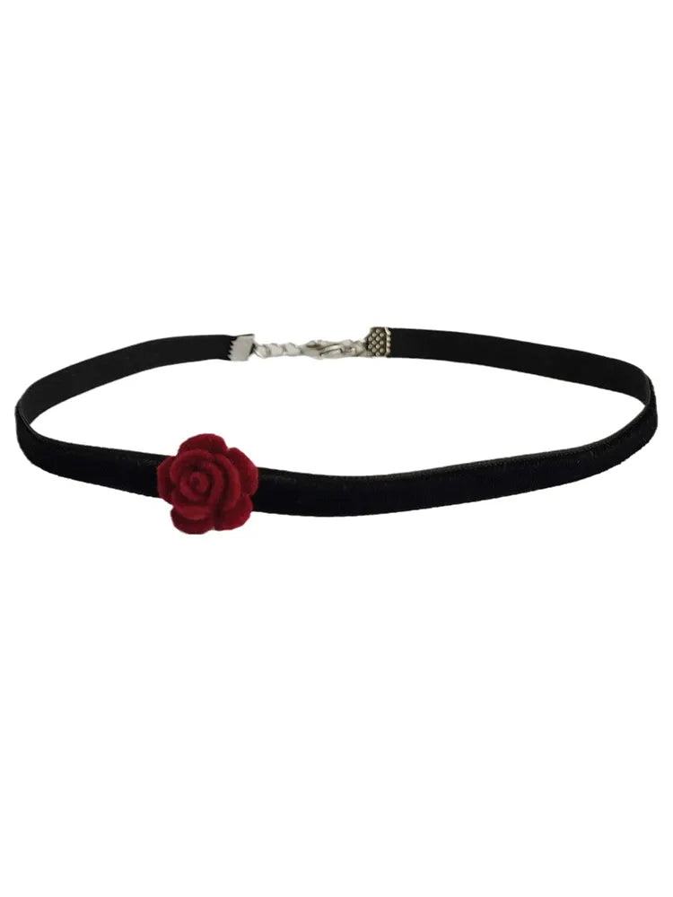 Premium Look: Vintage Statement Piece