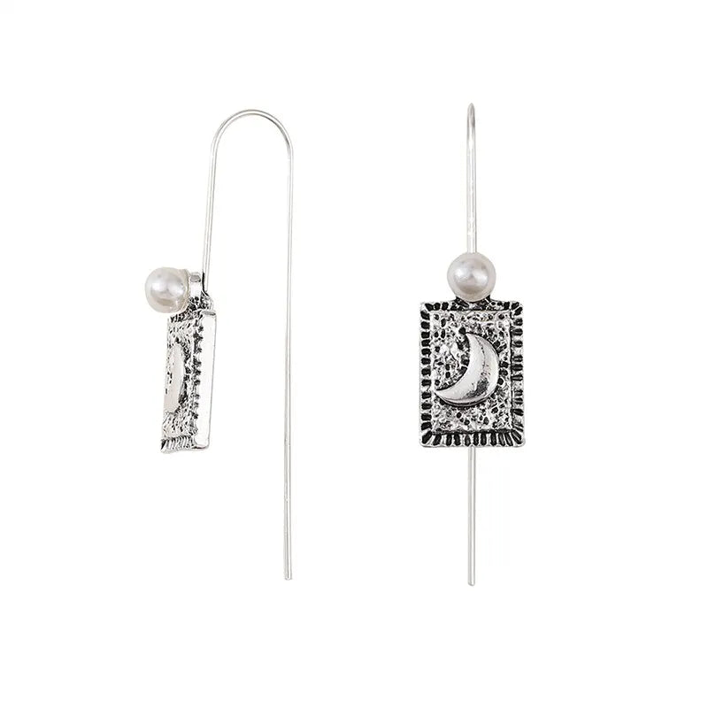 Vintage Old Moon Pearl Earrings