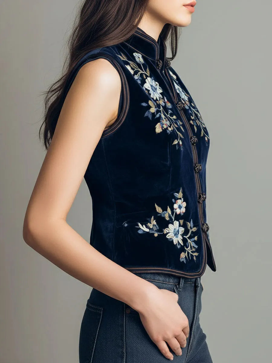 Statement Piece with velvet – Premium Look