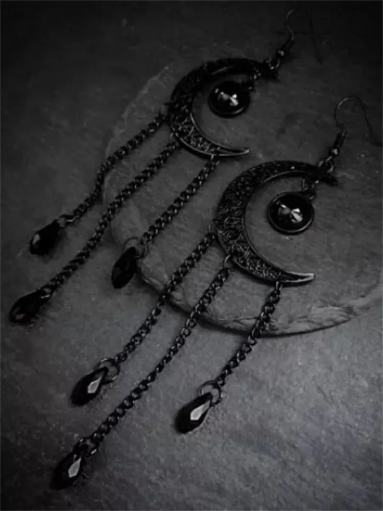 Chic Statement Piece – Boo-tiful Halloween