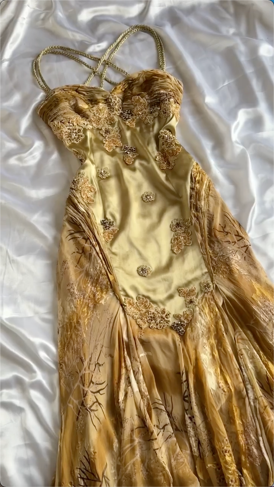 Beautiful fairytale dress🧚🏻