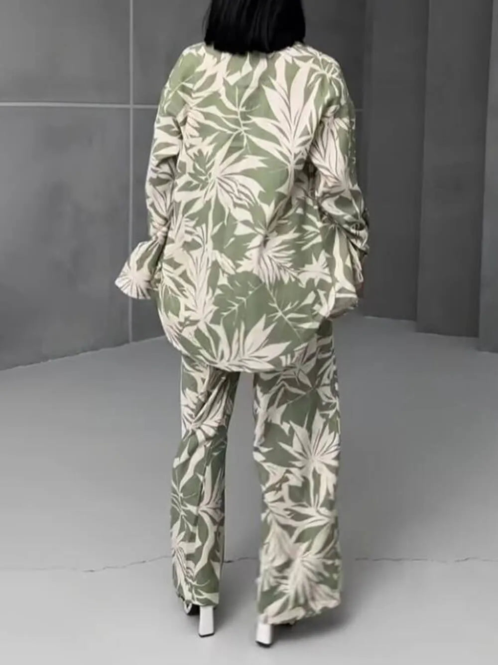 Palm Leaf Printed Elastic Waist Wide Leg Pant Set