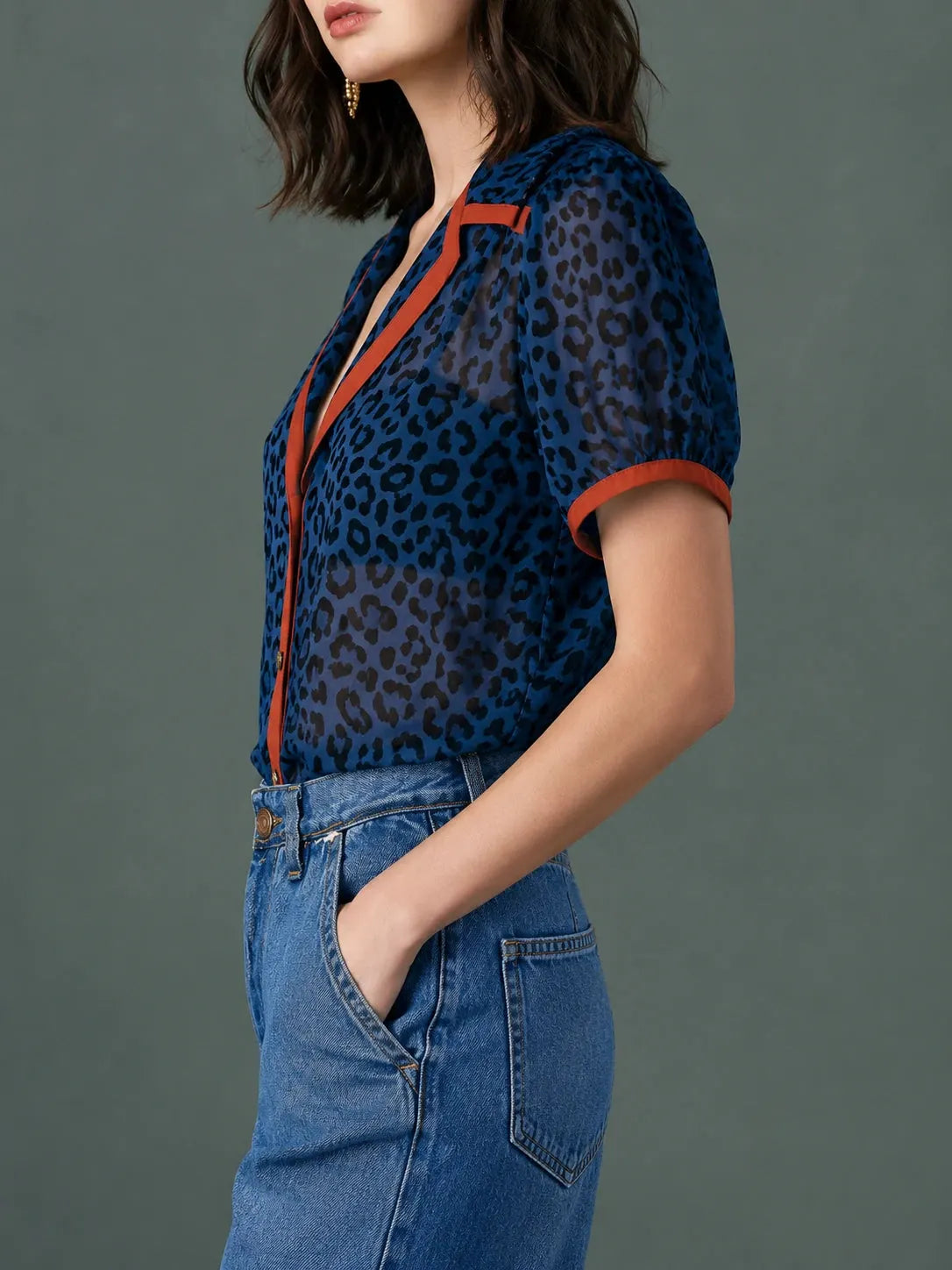 Chic Blouse for Every Day – Everyday Luxury