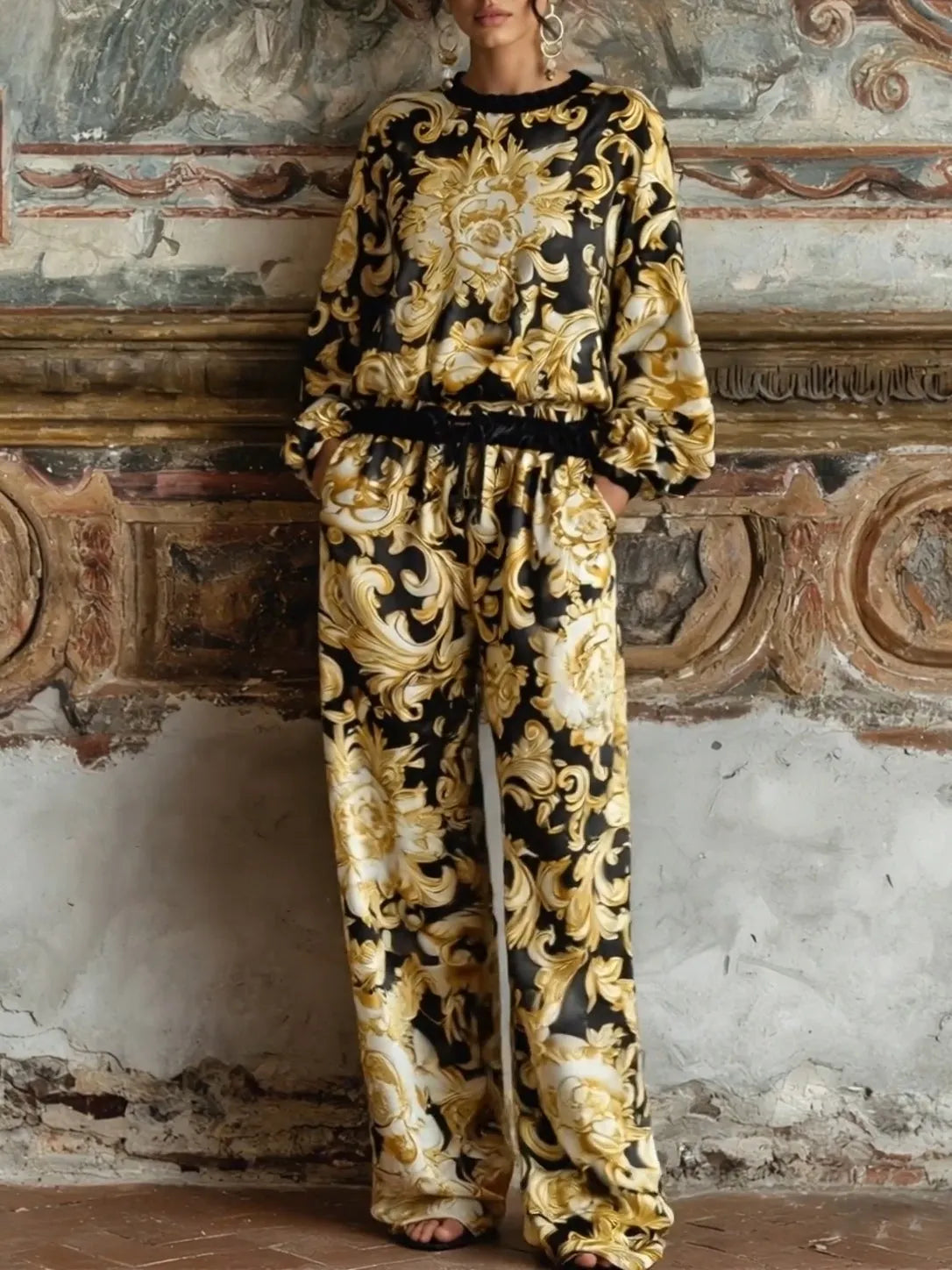 Floral Loungewear Set in Baroque Print – Relaxed Fit, Smart Price