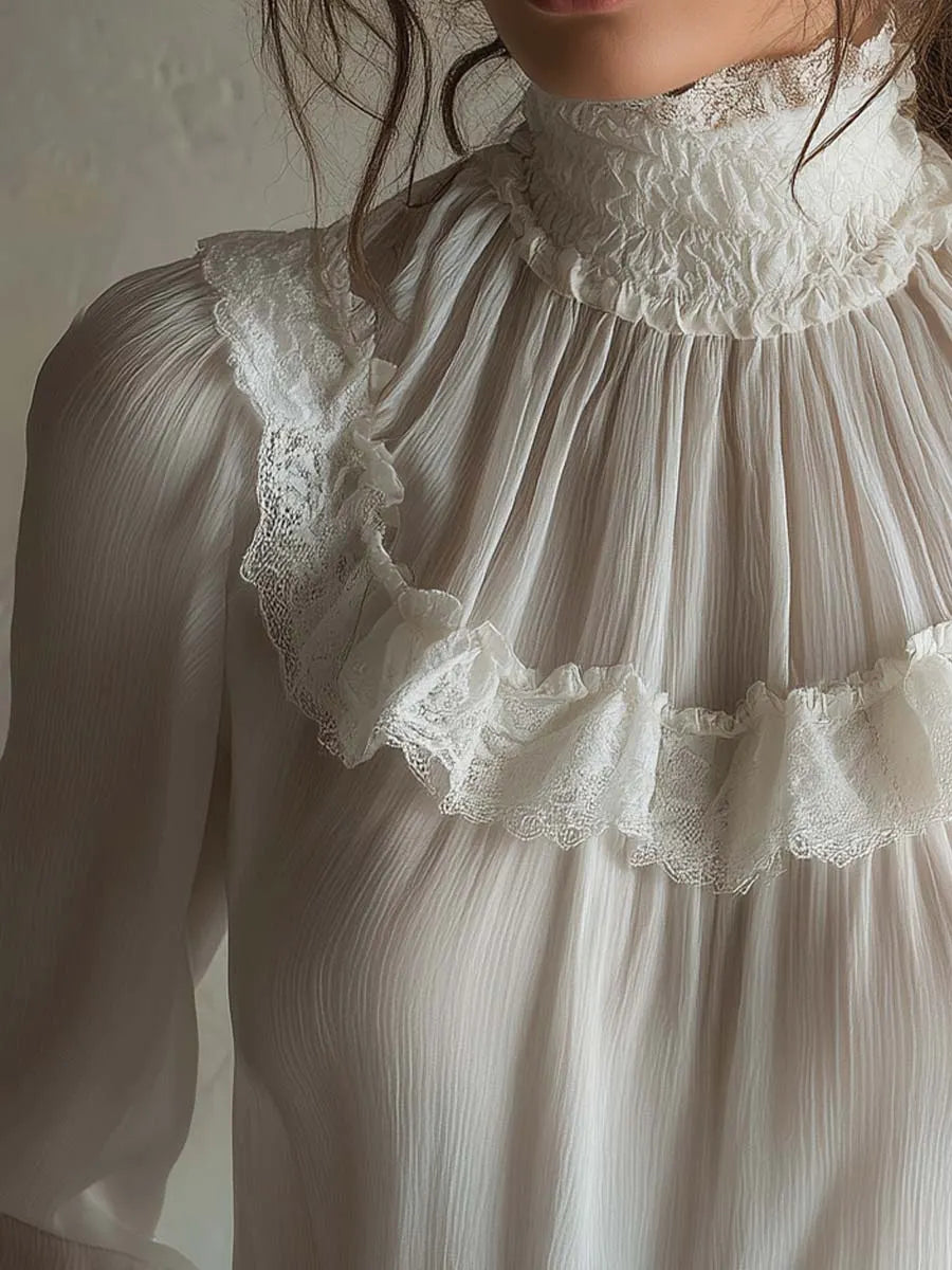 Chic Blouse in lace, Designer Aesthetic