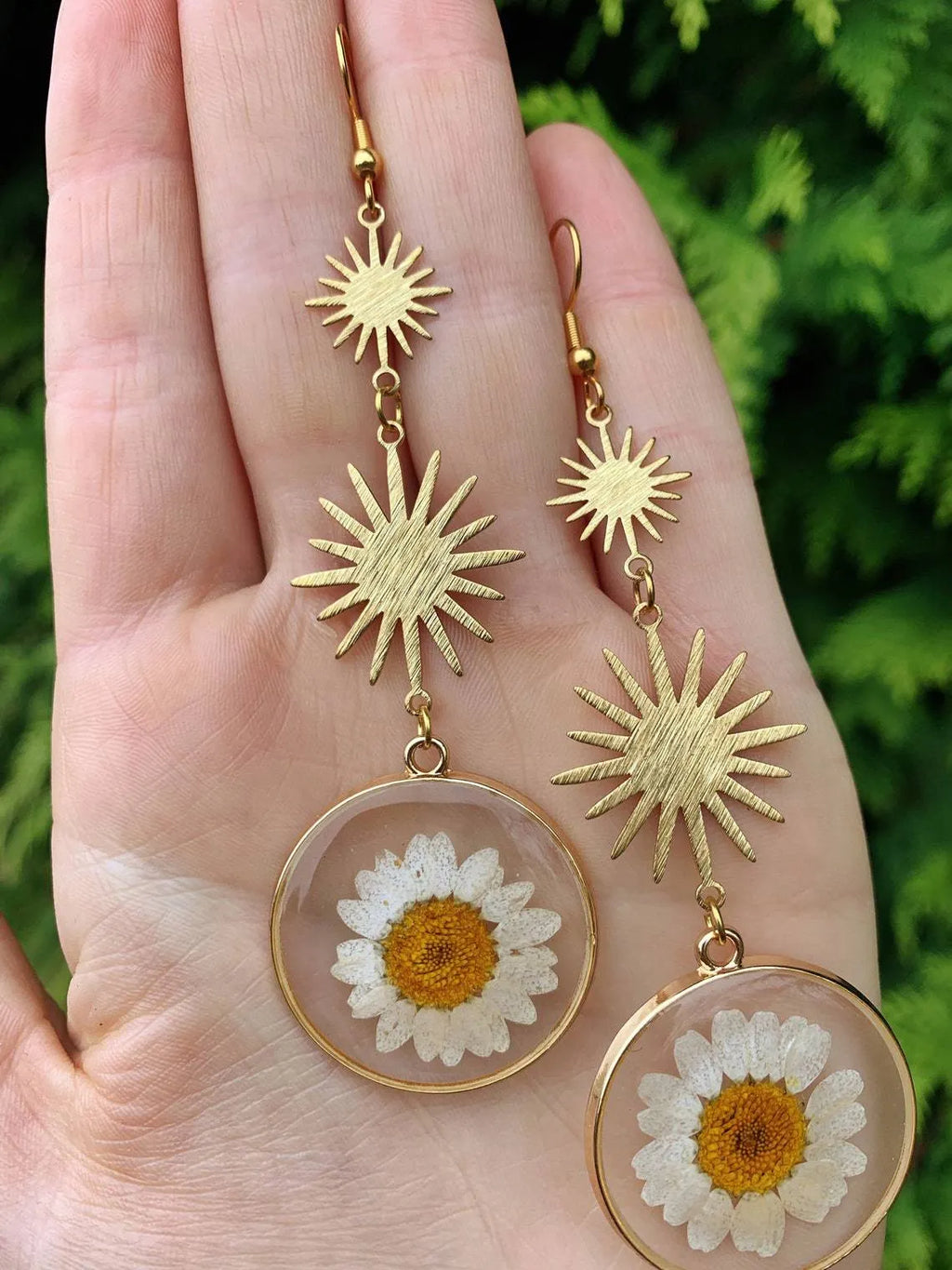 Daisy Resin Earring