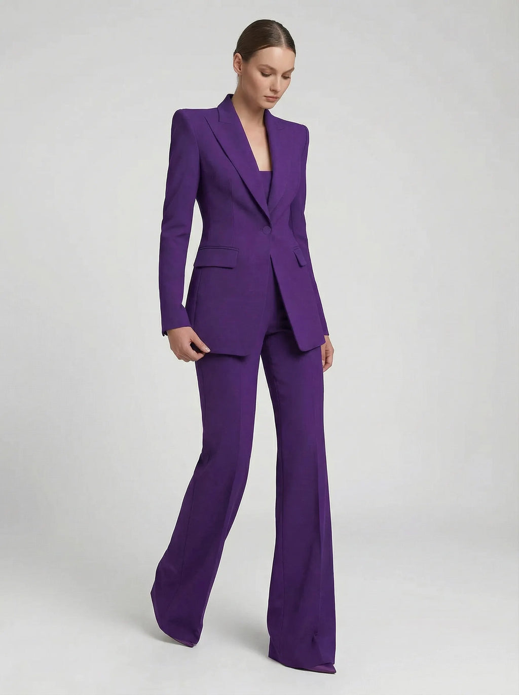 Chic Suit in soft, Smart Price