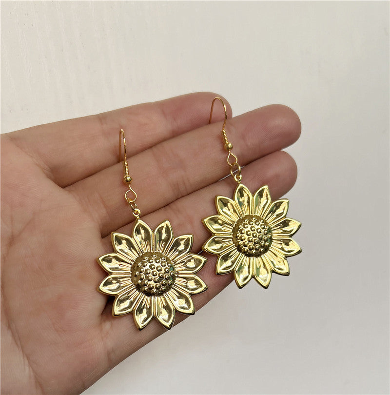 Retro Personality Large Sunflower Earrings