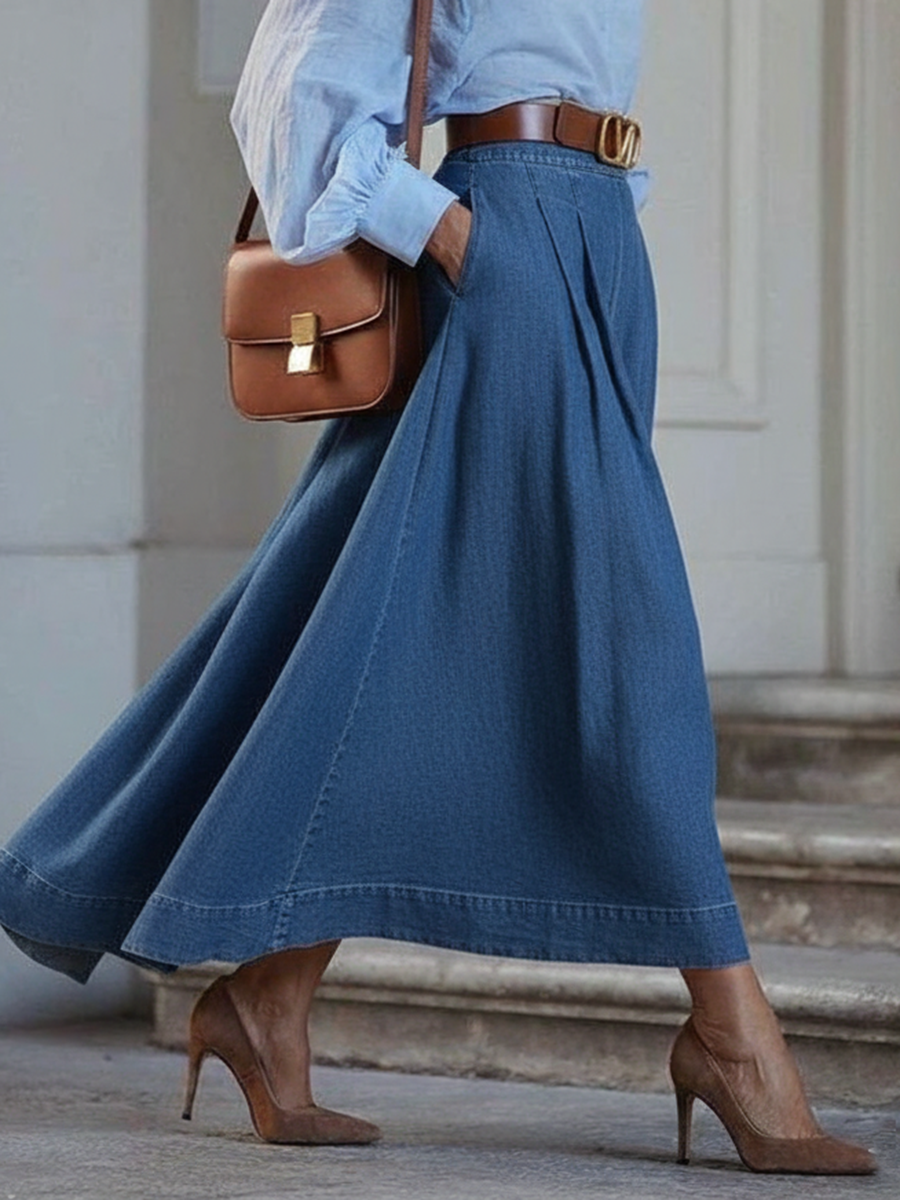 Elegant Skirt in denim, Unbeatable Price