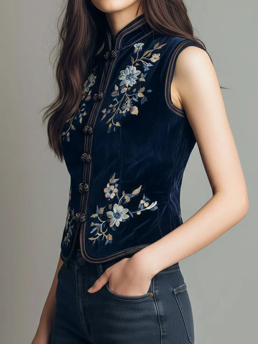 Statement Piece with velvet – Premium Look