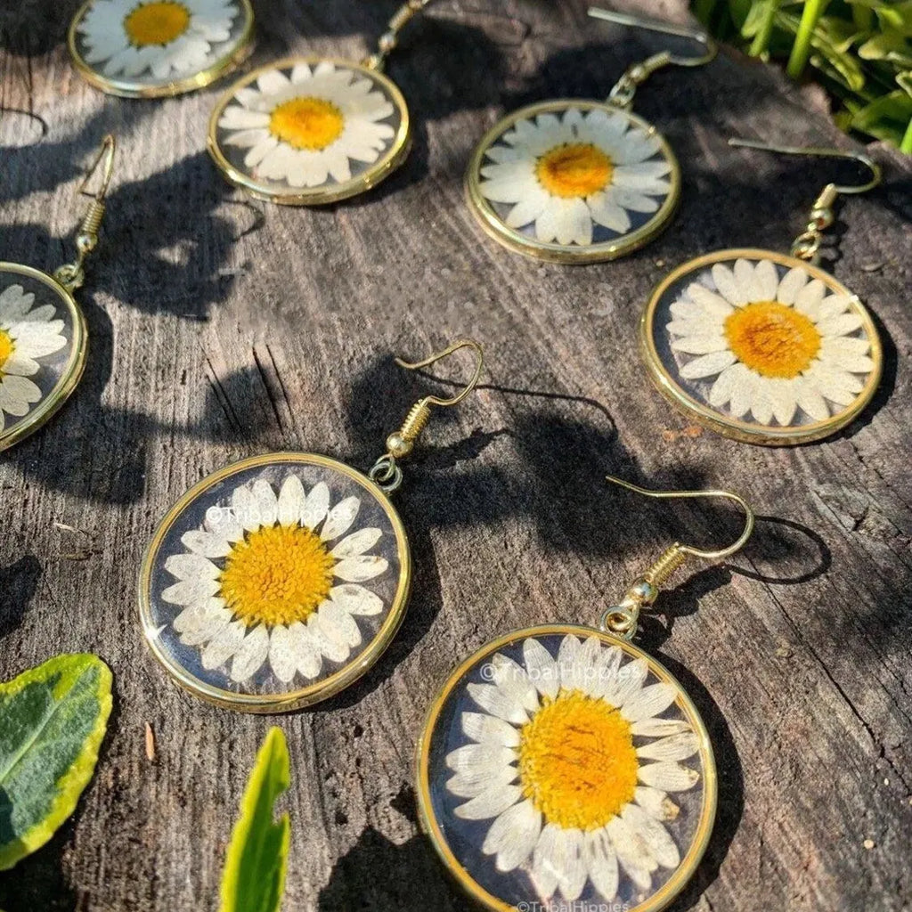 Daisy Resin Earring