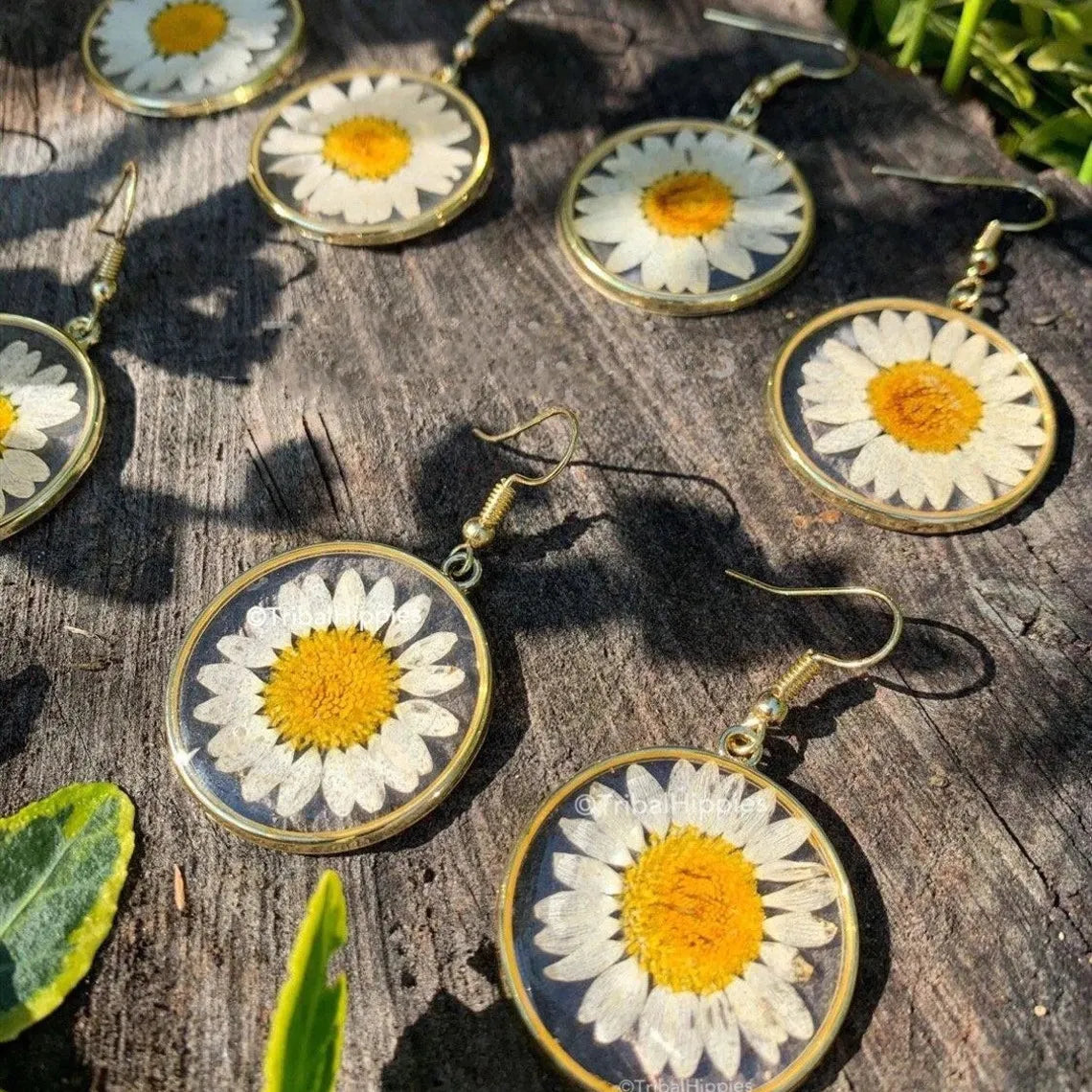 Daisy Resin Earring