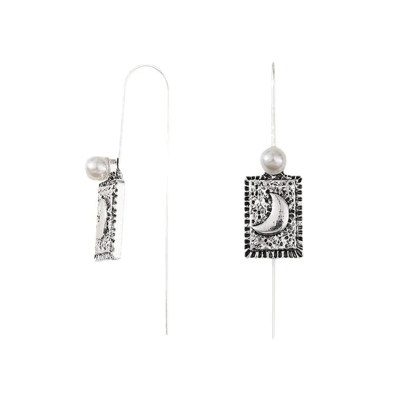 Vintage Old Moon Pearl Earrings