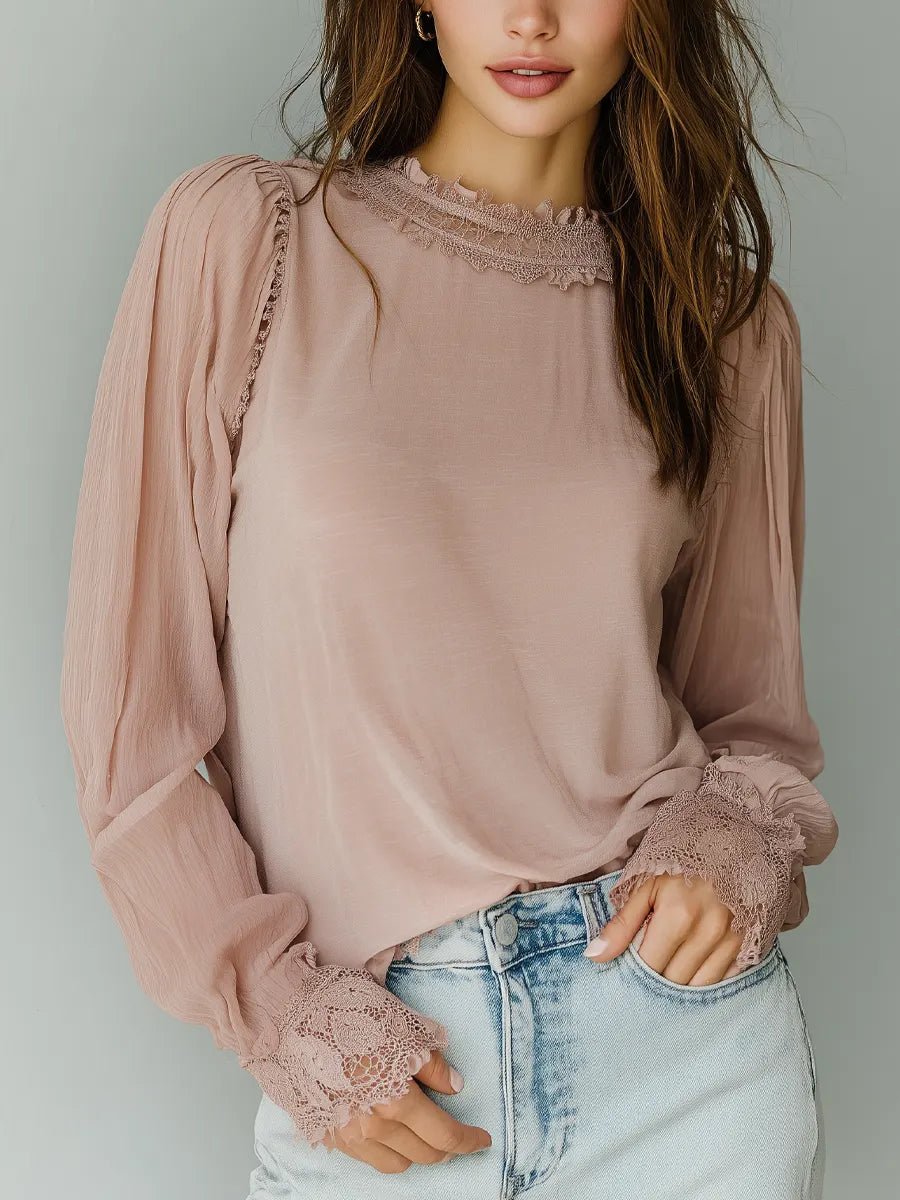 Blouse That Flatters – Retro & lace