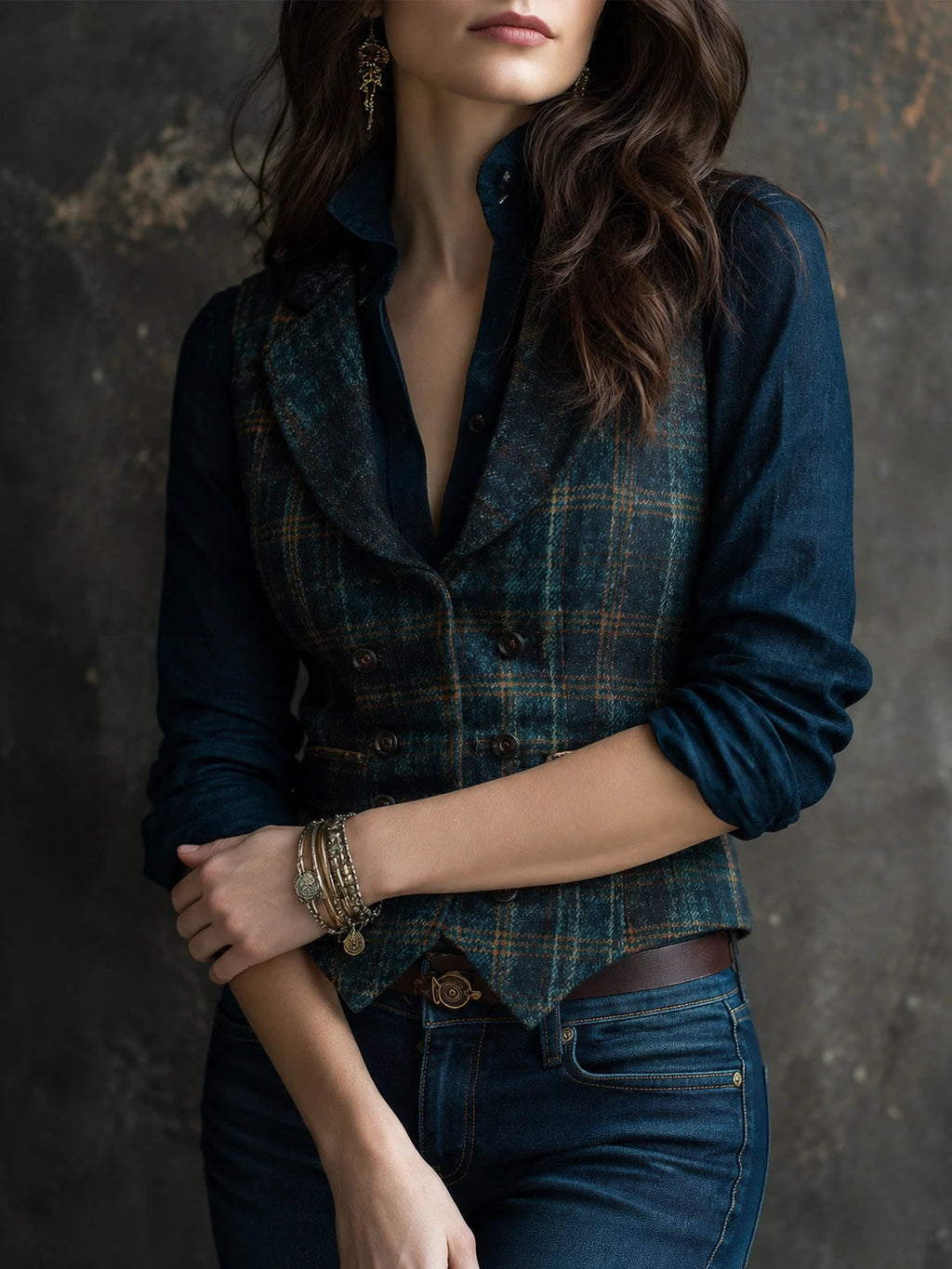 Statement Piece with wool – Smart Price