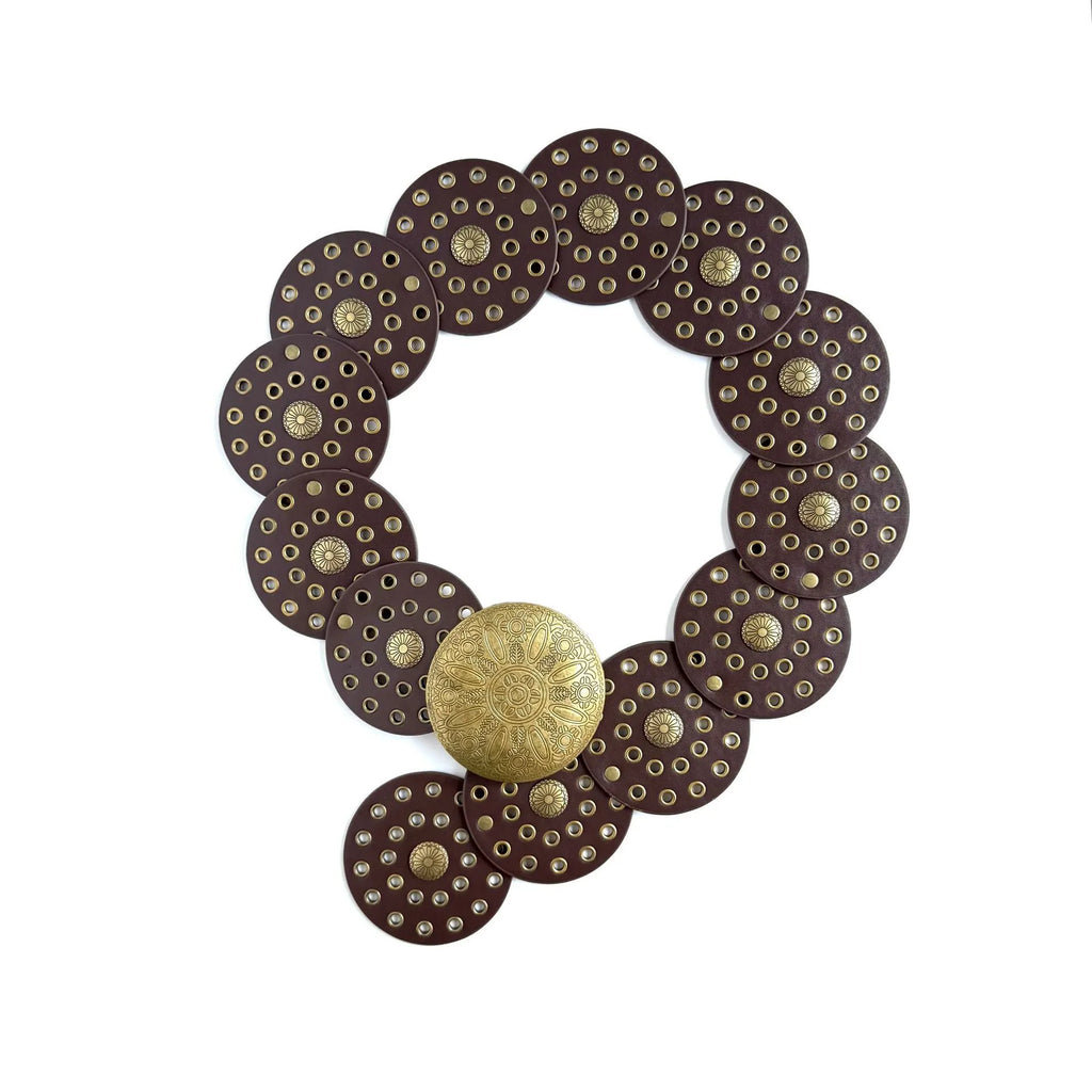 Vintage-Inspired Circular Belt With Intricate Floral Design