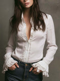 Chic Blouse in lace, Unbeatable Price