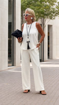 Women's Elegant Sleeveless Crew Neck Draped Hem Tank Top
