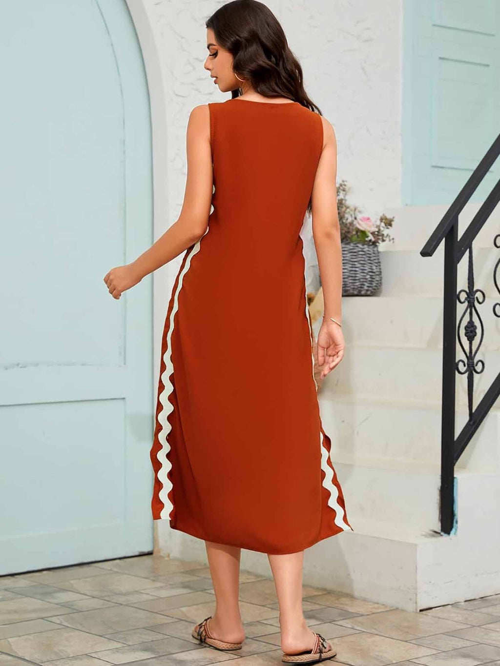 Side Wave Stripes Embellished Side Slit Loose Dress