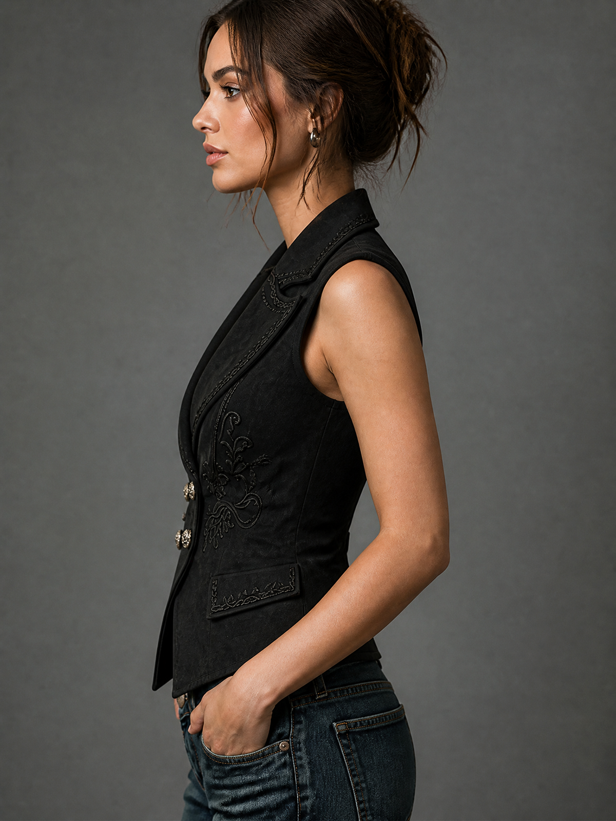 Statement Piece with soft – Smart Price